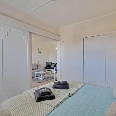 アパート Modern Apartment Close Near Beach In Portimao Pt