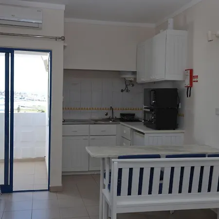 Modern Apartment Close Near Beach In Portimao Pt ポルティマン